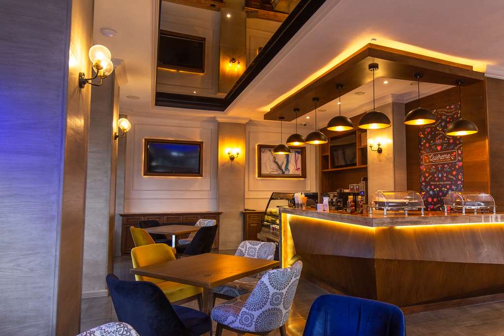 Coffee Shop