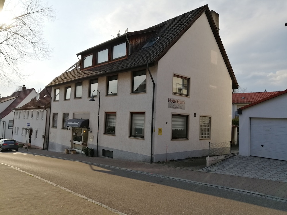 Hotel Garni Elisabeth - carbon neutral hotel in Goeppingen