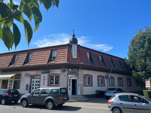 Hotel Kuruc Panzio Tarpa Kossuth Utca 25E pet-friendly hotel Tarpa
