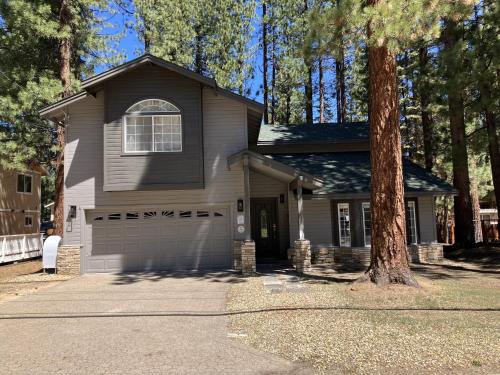 Montgomery Estates Ski Beach Haven — South Lake Tahoe