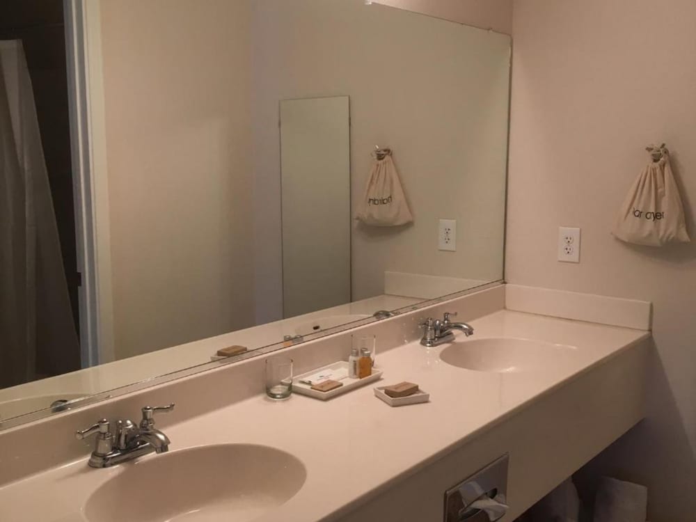 Clear Lake Cottages & Marina - photo 121