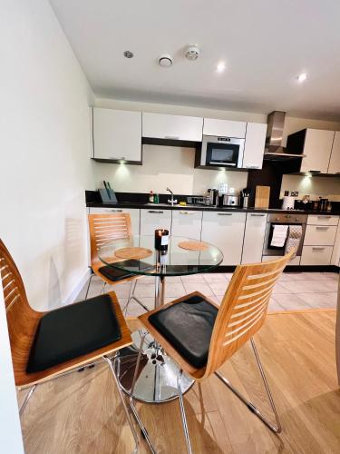 Canada Water SE16 7AQ 2bed apartment — 4-Star Luxury Hotel in London, United Kingdom