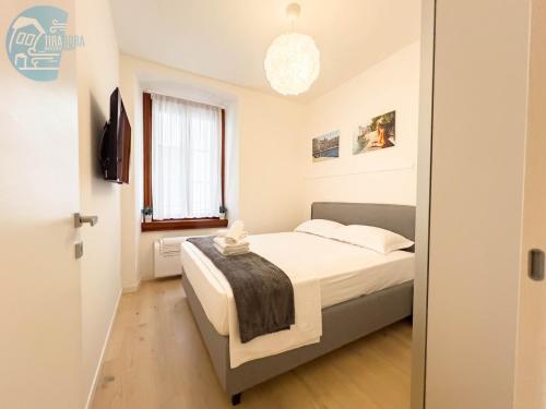 Piazza della Borsa 3B Tirabora Short Rent — 4-Star Luxury Hotel in Trieste, Italy