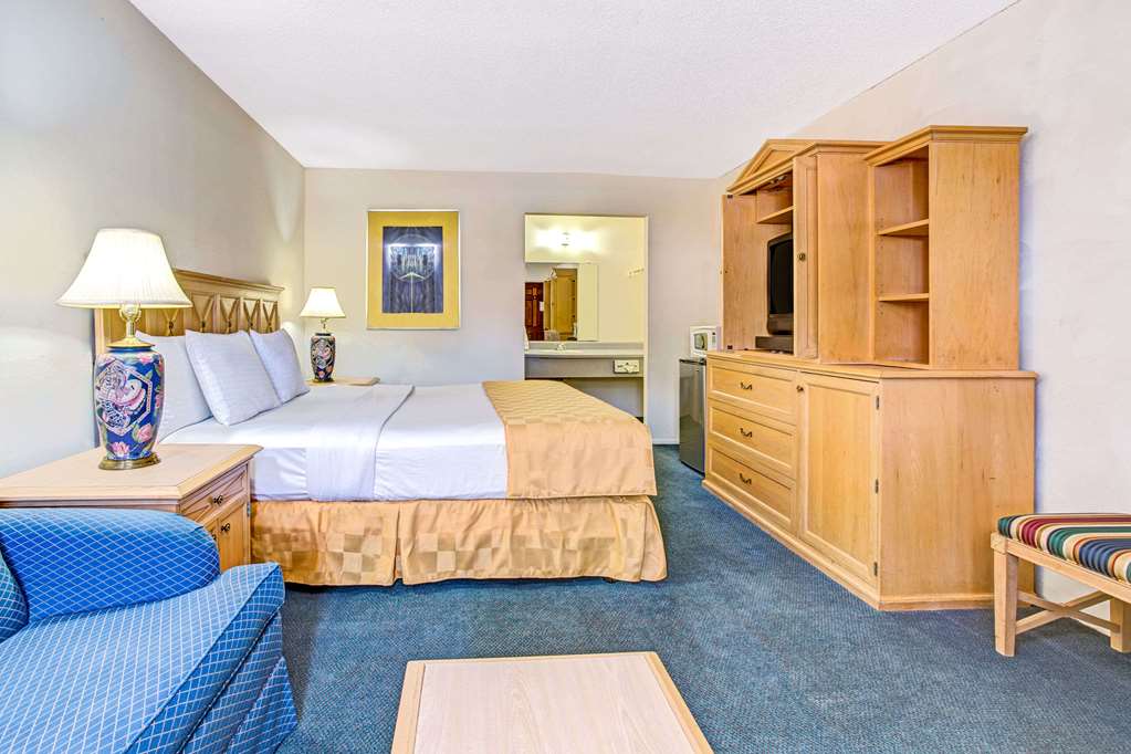 Knights Inn Kissimmee - photo 13