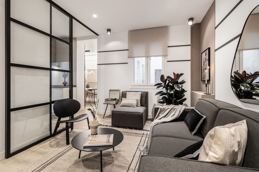 Emba 2 Bedrooms Apartment in Lista hotel Goya Madrid