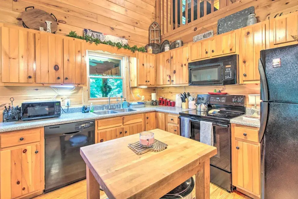 Cozy Cabin in Coosawattee River Resort - photo 22