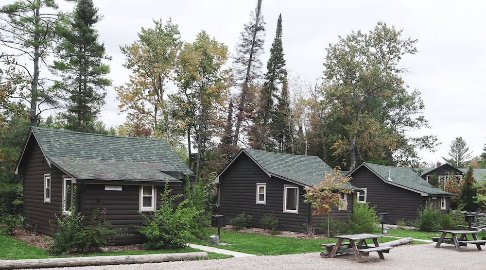 Au Sable Riverview Resort — Grayling — photo 2