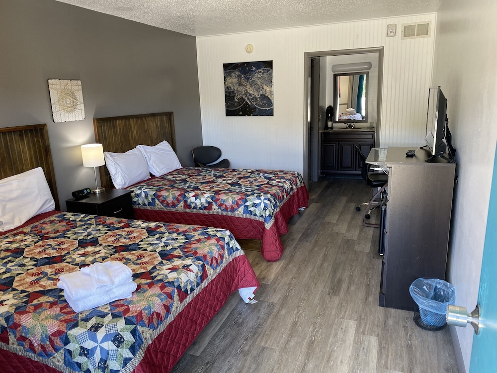 Blue Ridge Rustic Inn - photo 12