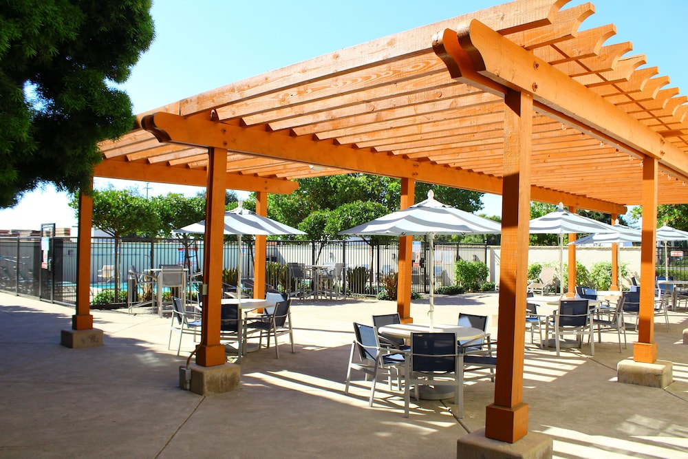 Holiday Inn Express & Suites Napa American Canyon by IHG - photo 31