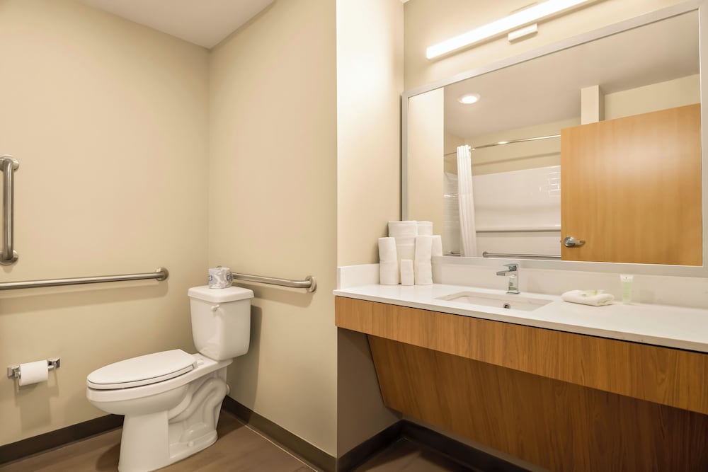 LivAway Suites Missoula - photo 25