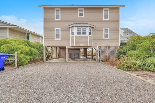 Wahoo by Oak Island Accommodations - photo 40
