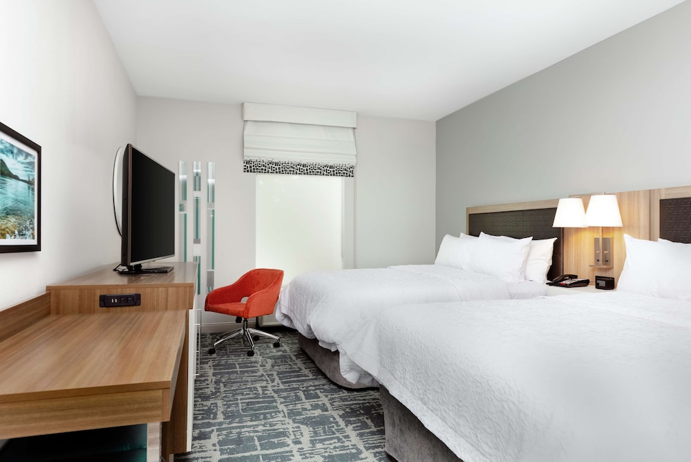 Hampton Inn Acworth - photo 16