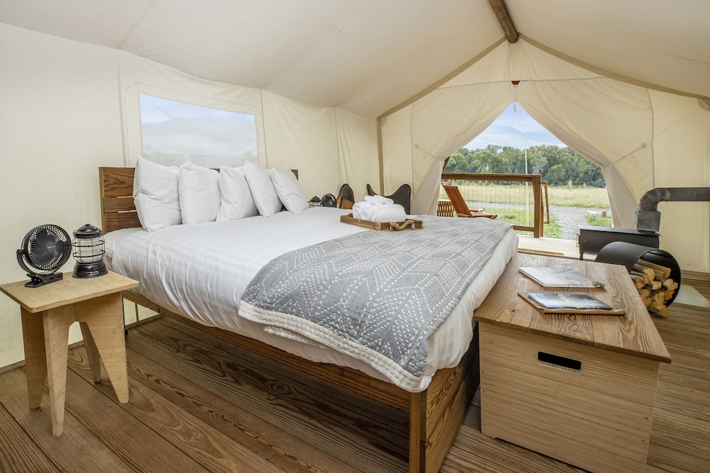 Under Canvas North Yellowstone - featured photo