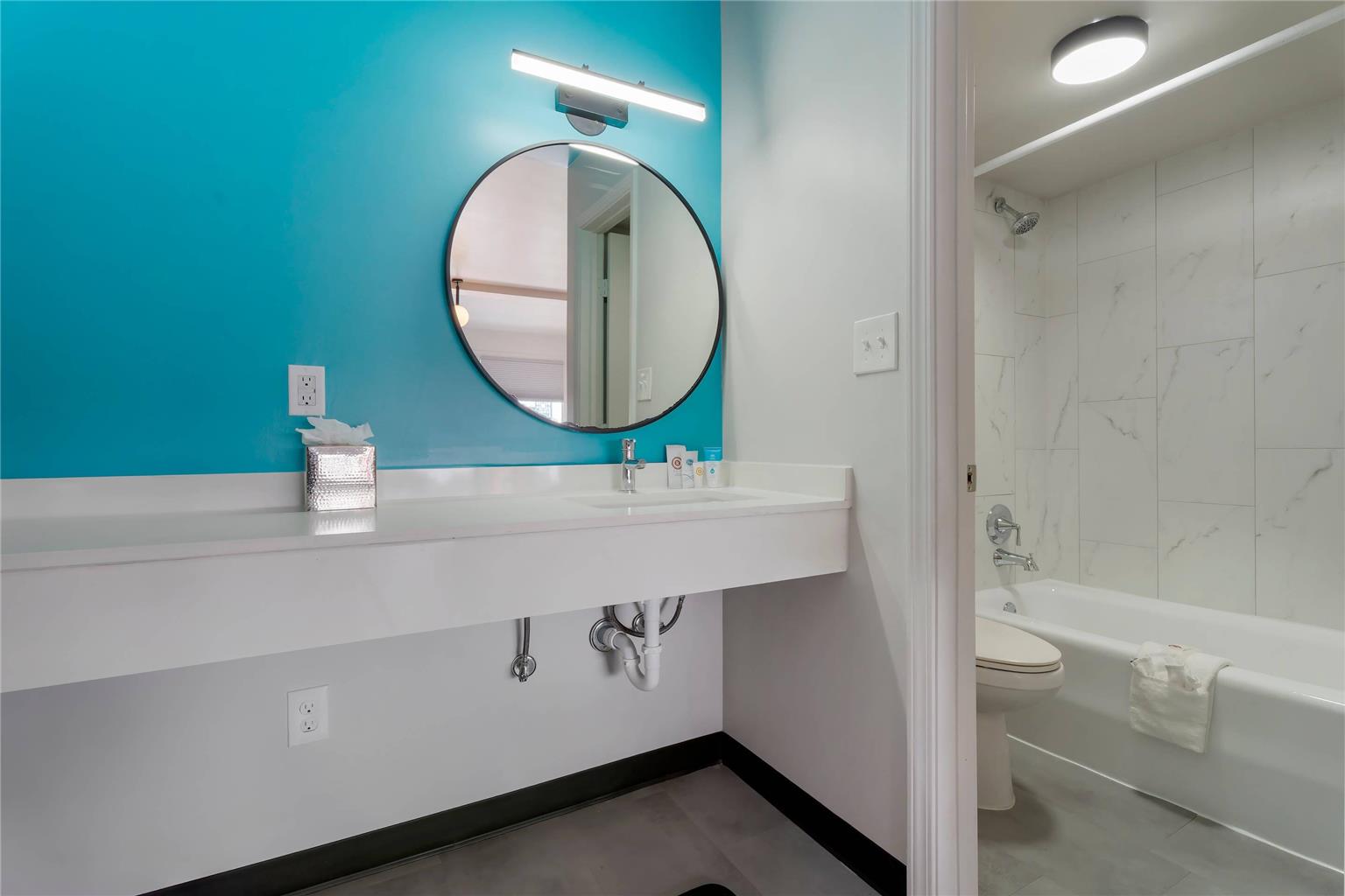 Heights House Hotel Houston Heights Downtown an Ascend Collection Hotel - photo 6