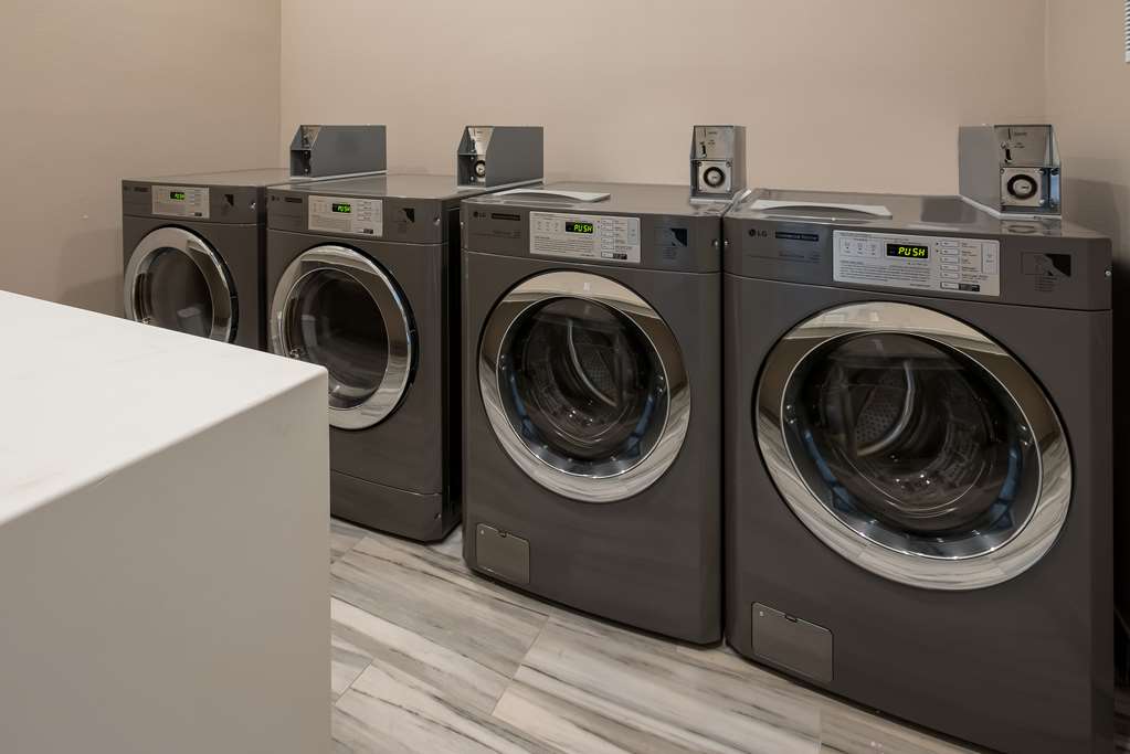 Best Western La Place Inn - photo 8