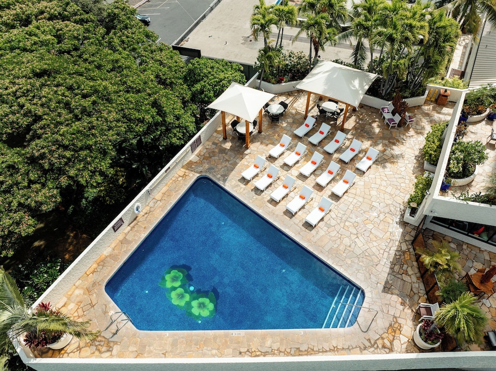 Luana Waikiki Hotel & Suites - photo 137