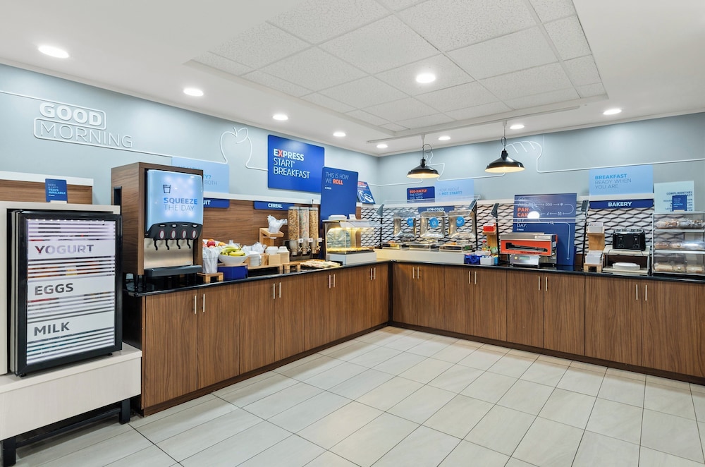 Holiday Inn Express Princeton by IHG - photo 29