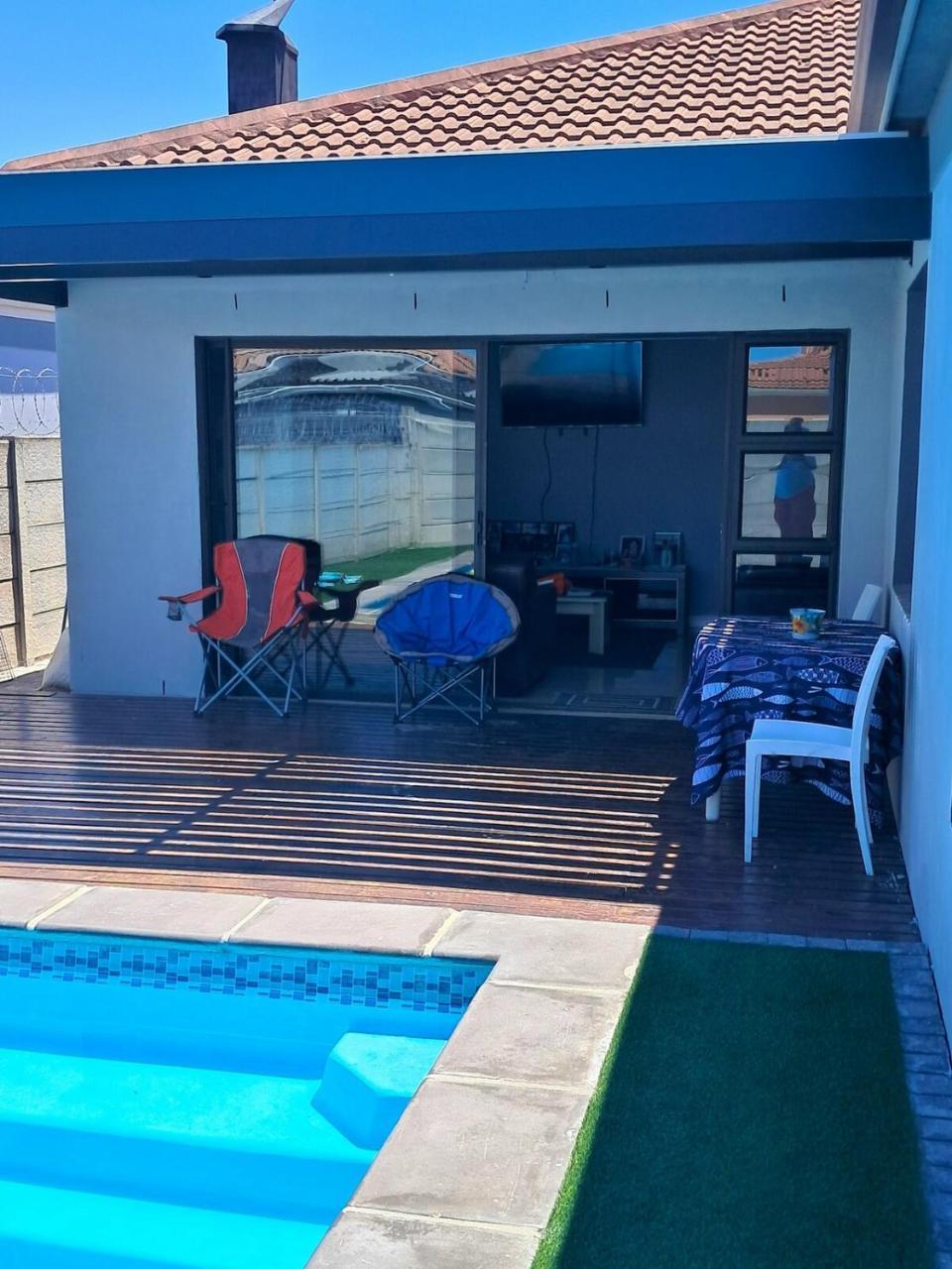 Spacious Home Quiet Area Kuils River Cape Town