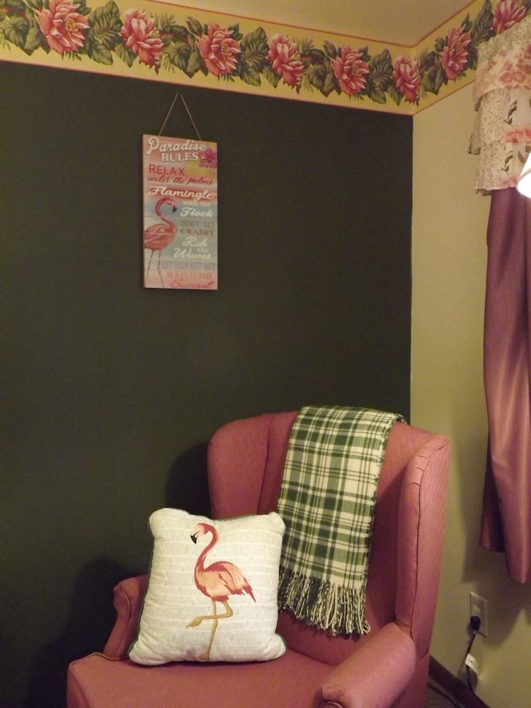 Crest Country Inn - photo 16
