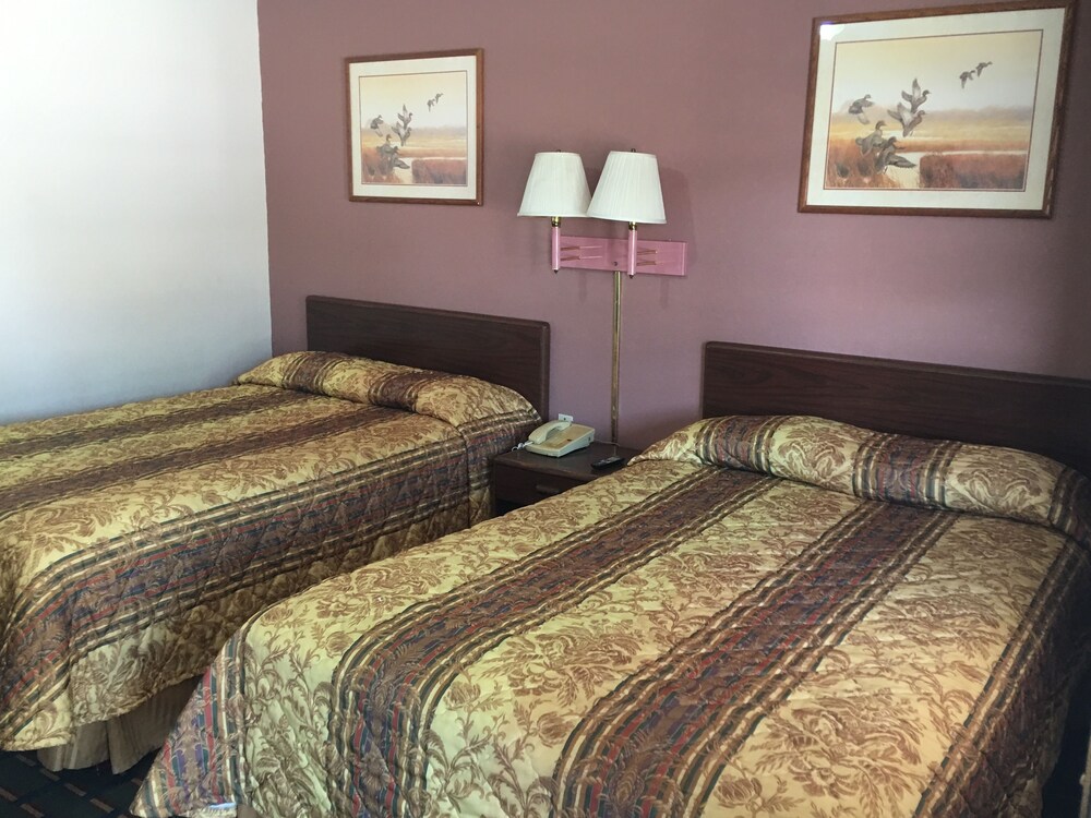 Best Value Inn Motel Sandusky - photo 7