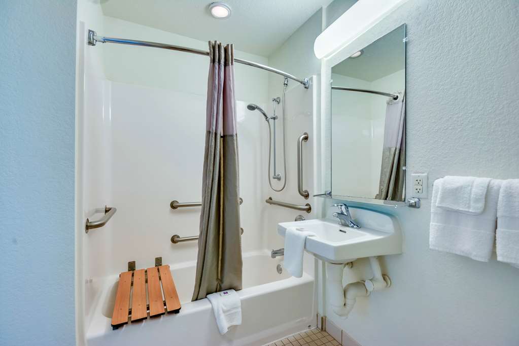 Motel 6 Biloxi MS Beach - photo 27