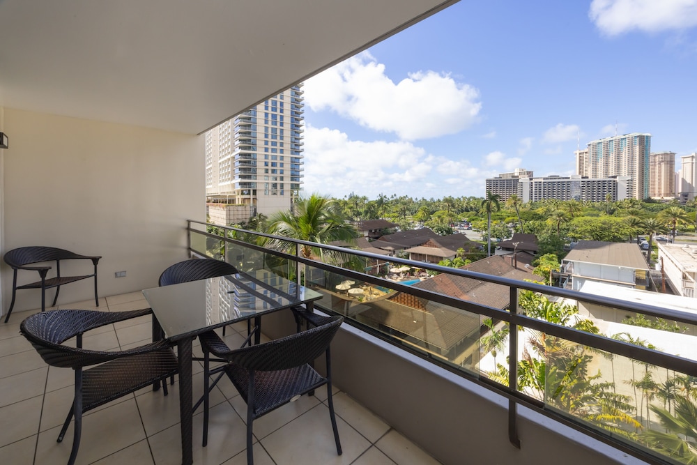 Regency on Beachwalk Waikiki by OUTRIGGER - photo 47