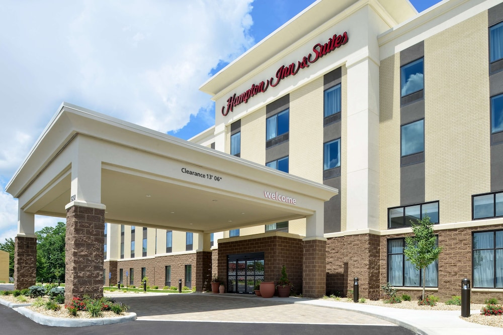 Hampton Inn & Suites Cincinnati Mason - featured photo