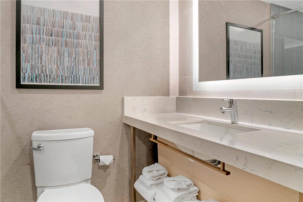 Radisson Plaza Hotel at Kalamazoo Center - photo 63