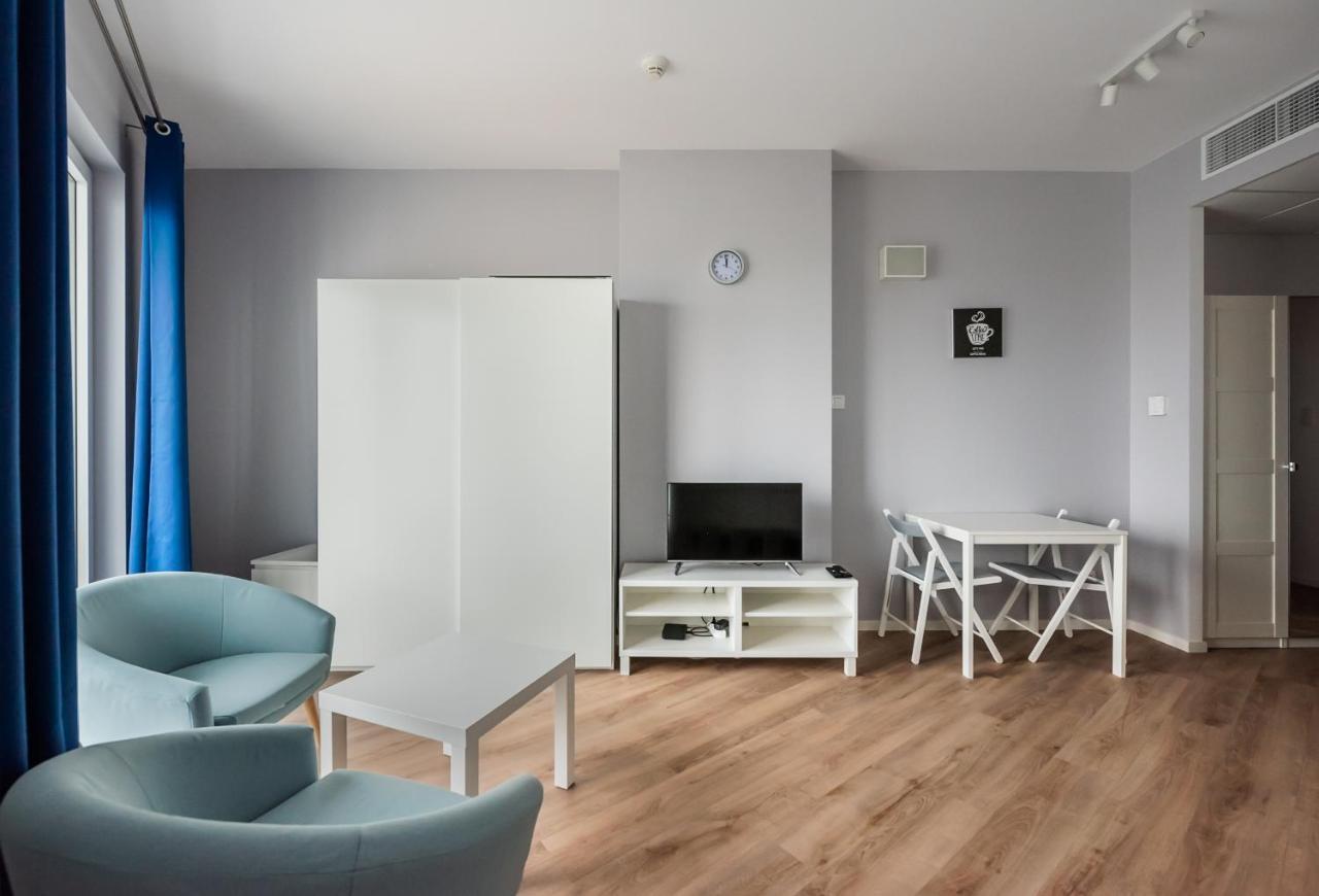 New Varsovia Comfort 828 by BookingHost — 4-Star Luxury Hotel in Warsaw, Poland