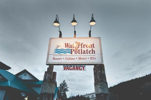 The Waterfront at Potlatch - carbon neutral hotel in Shelton