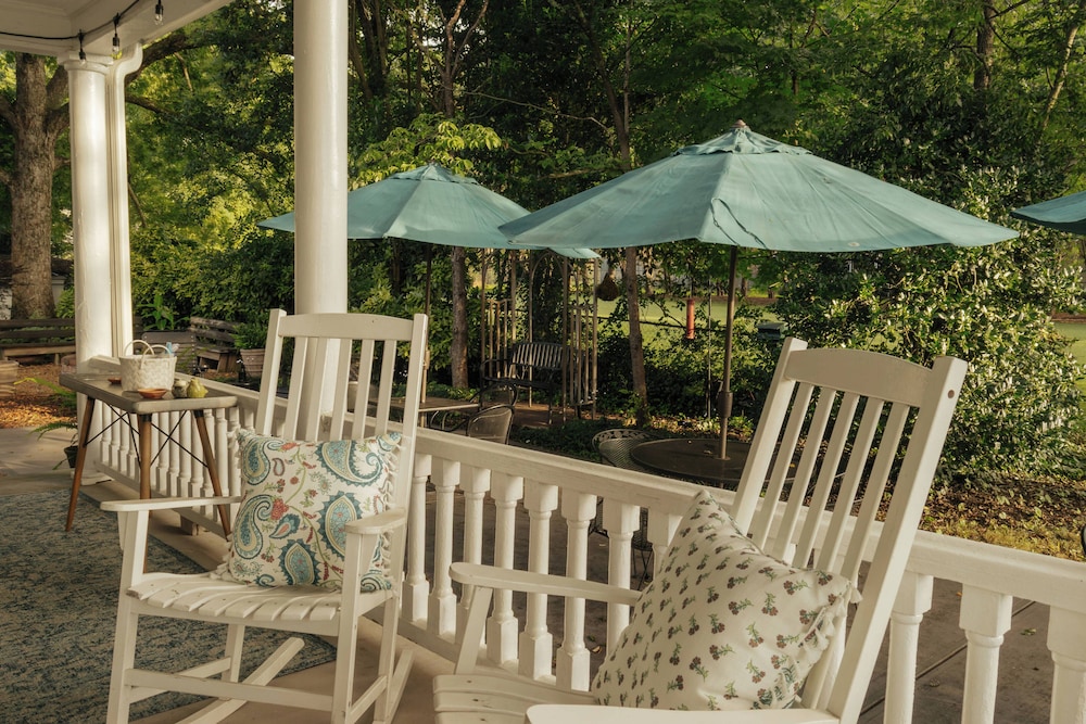 The Trott House Inn - photo 26