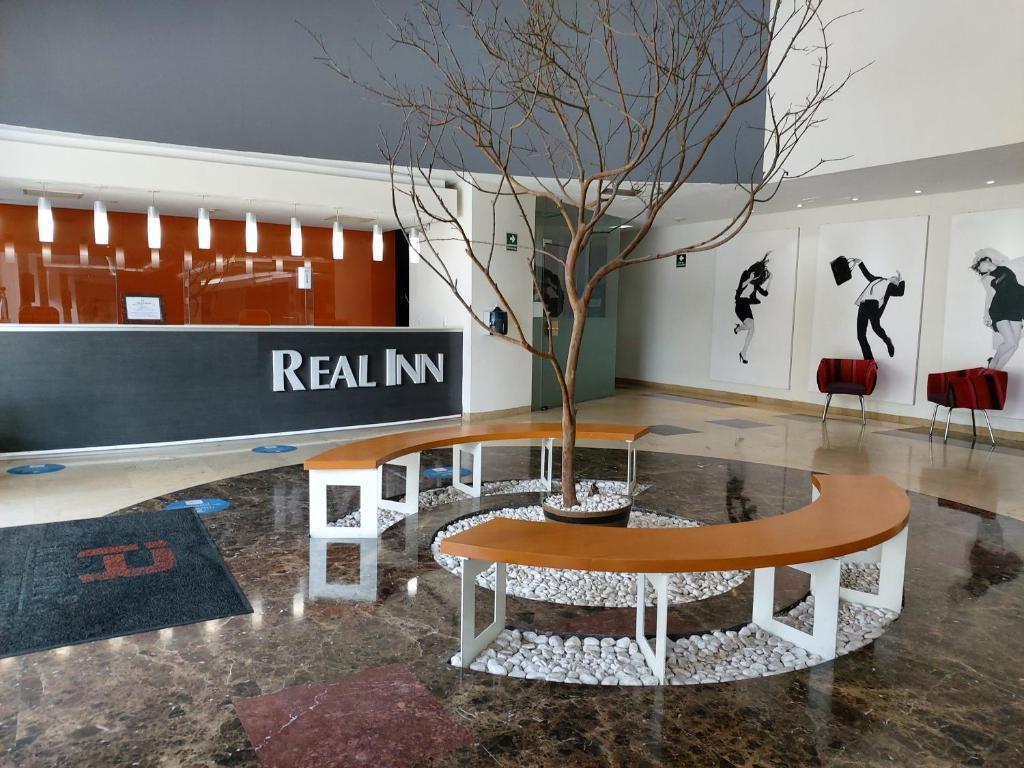 Real Inn Perinorte — Tlalnepantla — photo 2