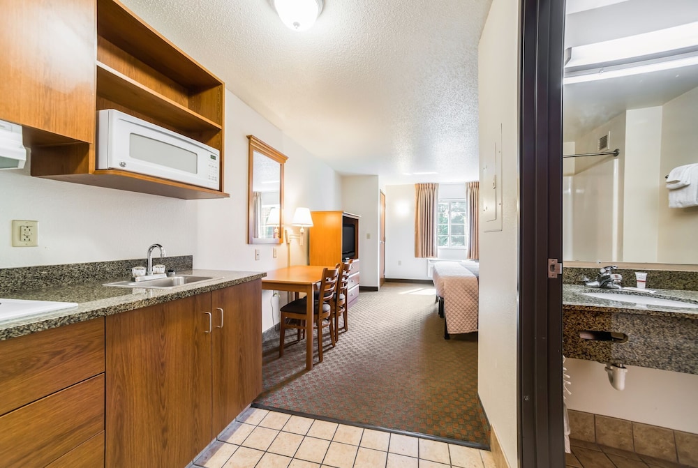 Welcome Suites O'Fallon Extended Stay - photo 16