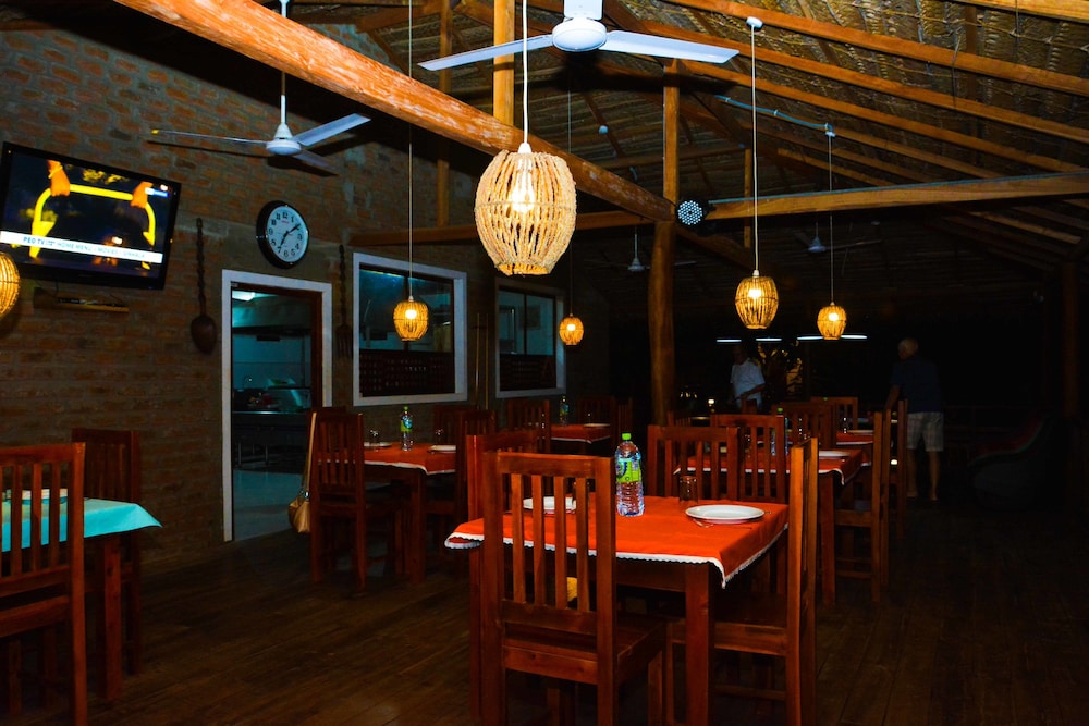 Hotel Riva Del Sole in Ampara, Sri Lanka