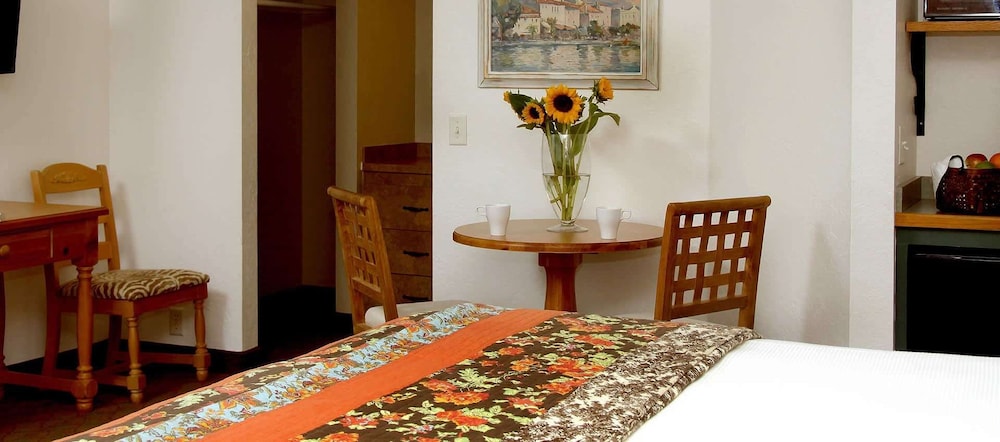 Hotel California a Town and Desert Boutique Hotel - photo 29