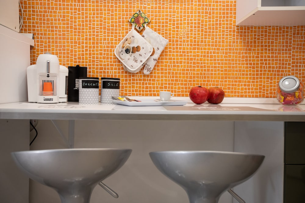 La Casa di Nana Locazione Turistica — 4-Star Luxury Hotel in Palermo, Italy