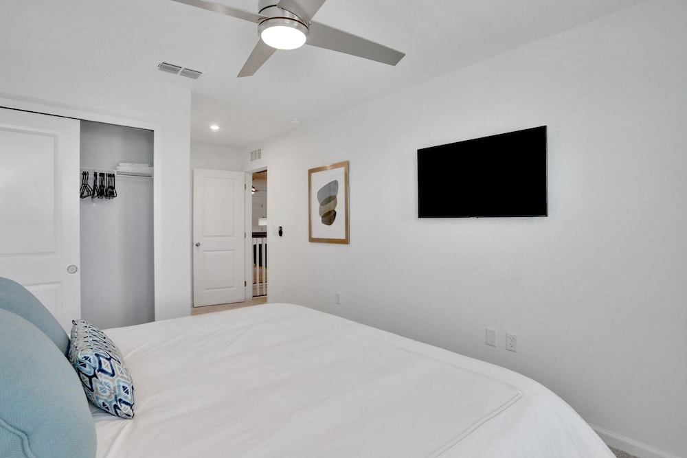 2382zbp Solara Resort 5 Bedroom Townhouse by RedAwning - photo 9