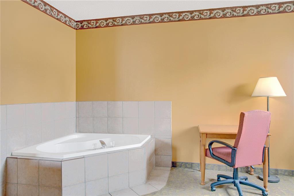 Days Inn by Wyndham Lehi - photo 8