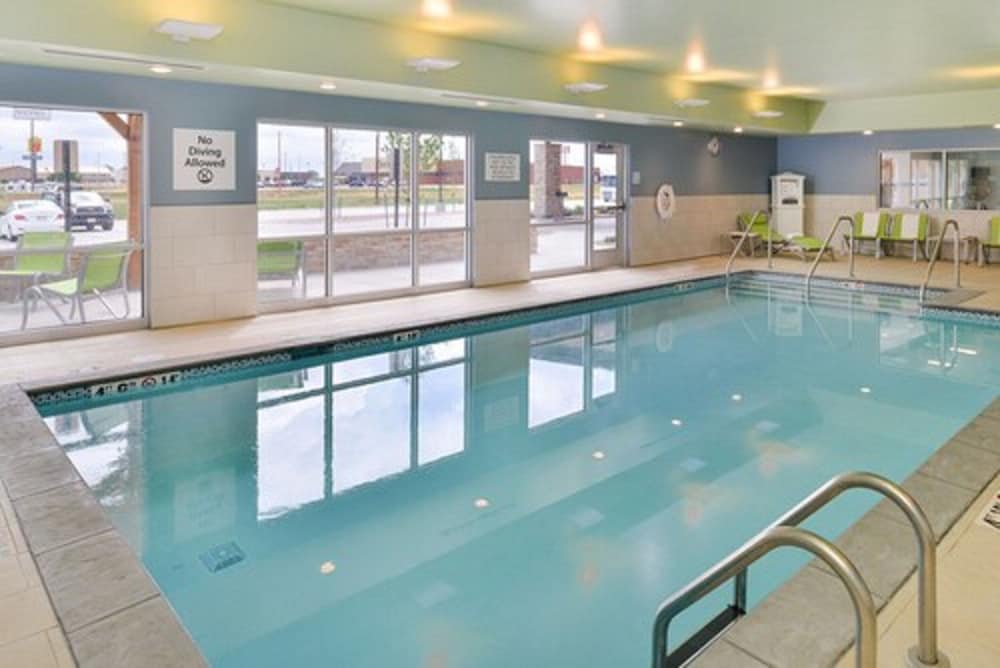 Holiday Inn Express Alliance by IHG - photo 12