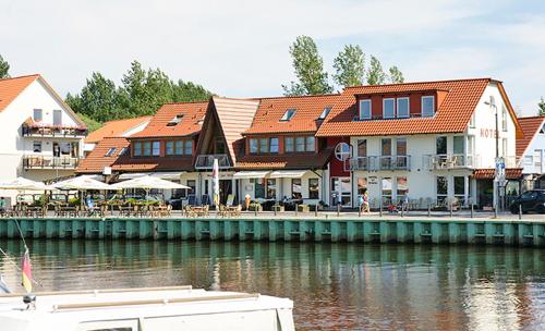 Hotel Zur Brucke — Greifswald