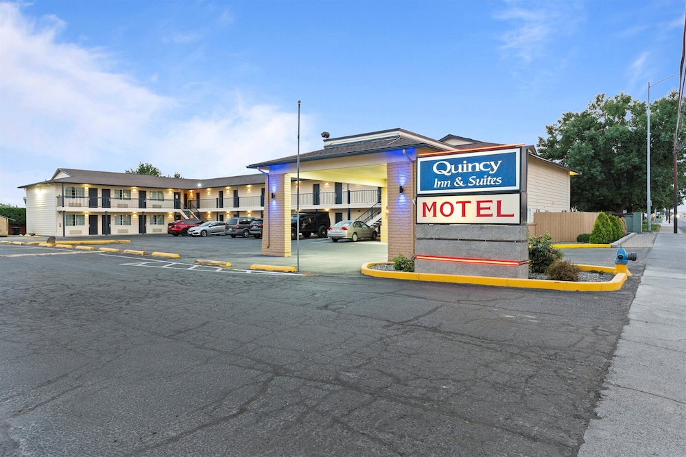 Quincy INN and Suites in Quincy, United States
