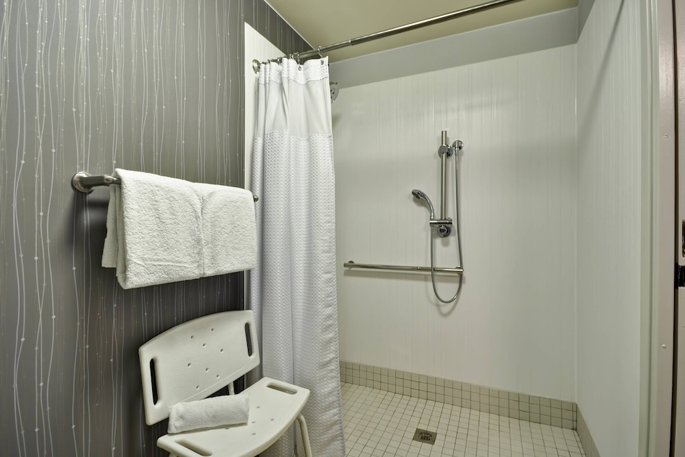 Courtyard by Marriott Dallas Medical Market Center - photo 14