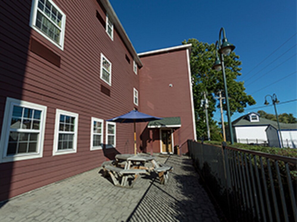 The Red Mill Inn - photo 28