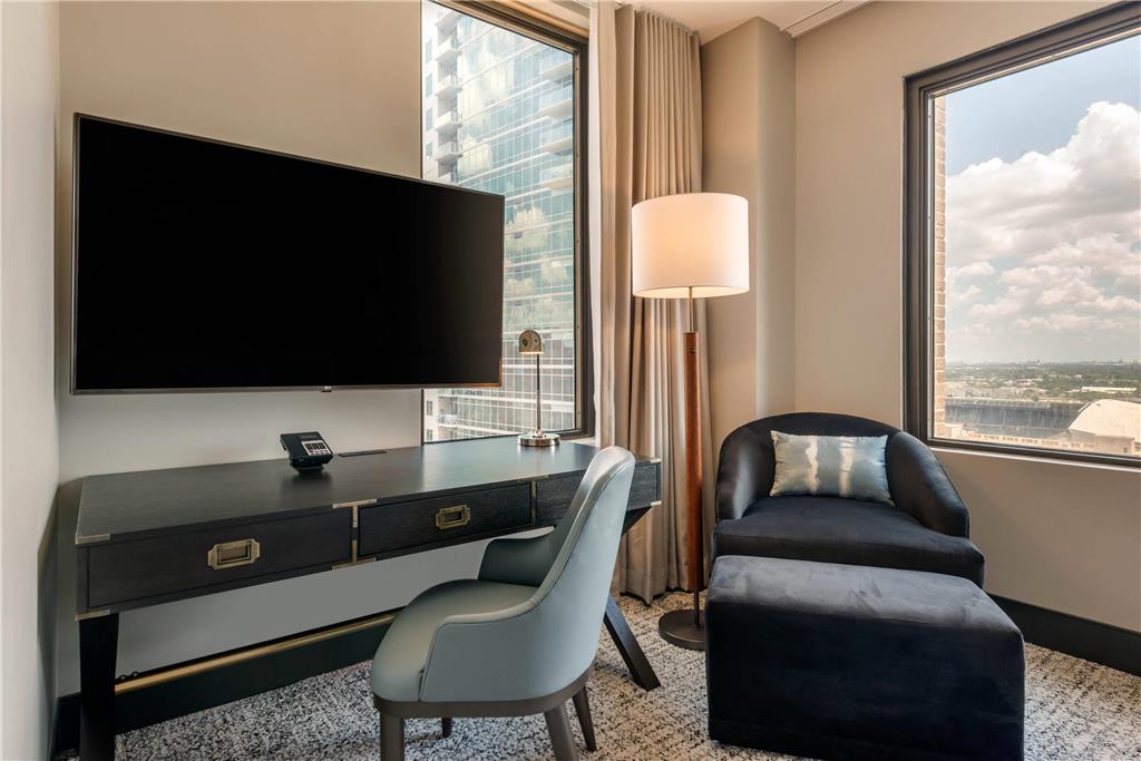 Cambria Hotel Houston Downtown Convention Center - photo 15