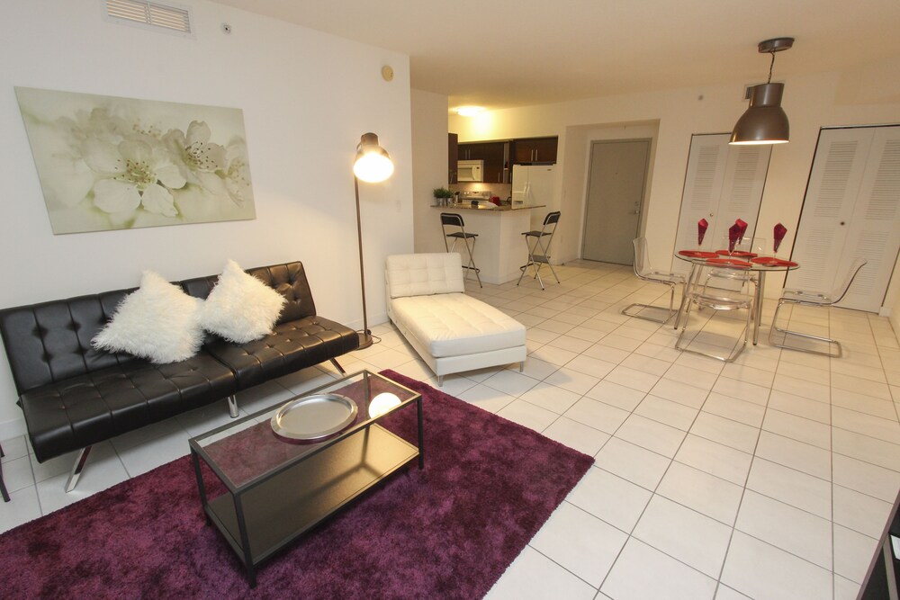 Brickell by Vacation District - photo 8