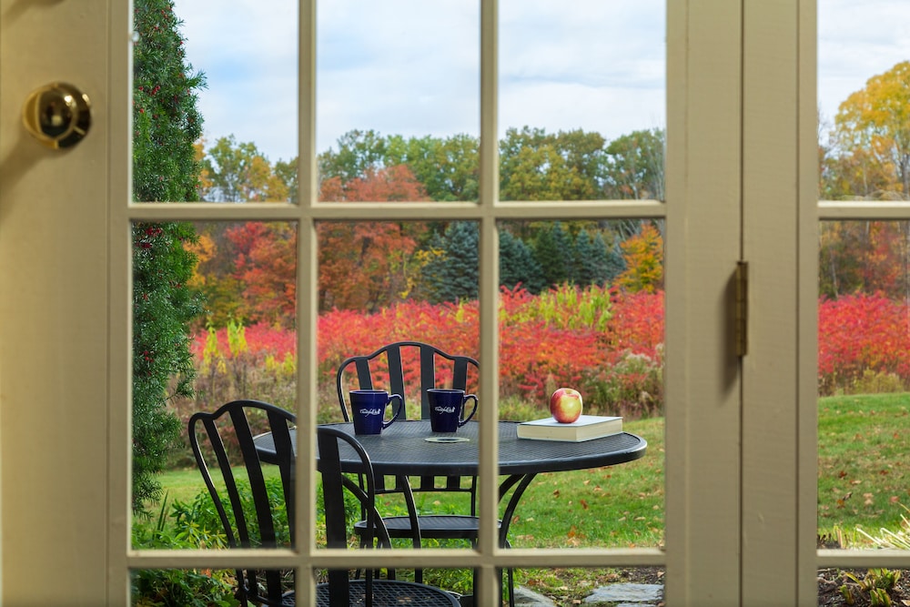 Chesterfield Inn - photo 20