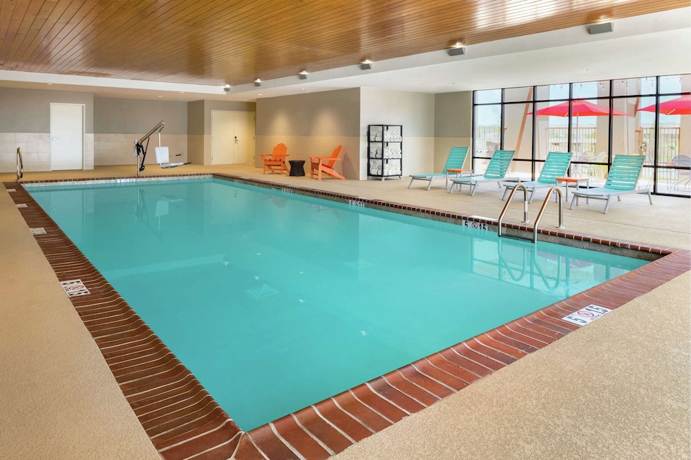 Home2 Suites by Hilton Alexandria - photo 17