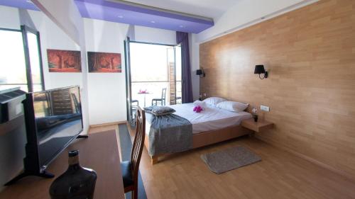 Zenith Seaside Hotel - carbon neutral hotel in Rodos