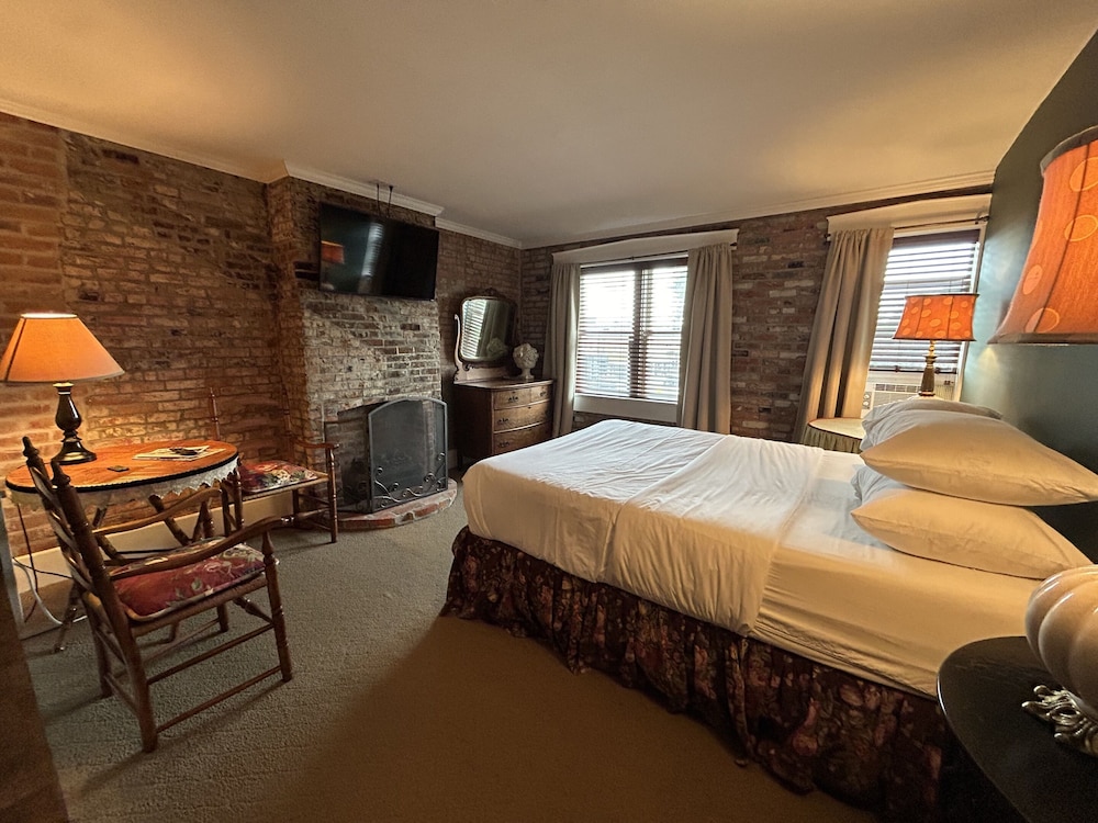 William Watson Hotel - photo 19