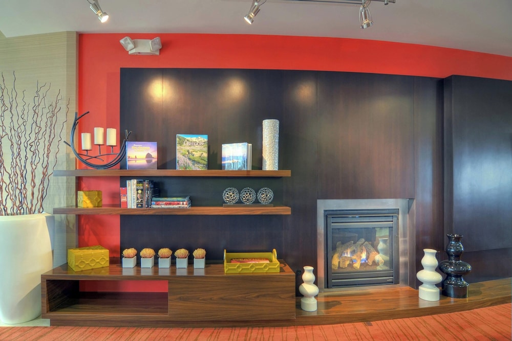 Courtyard by Marriott Medford Airport - photo 5